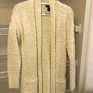 SHERPA CREAM SWEATER FOREVER21